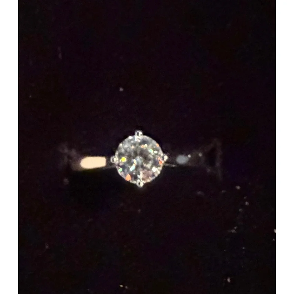 Genuine .8CT Moissanite Solitaire Ring S925 Sterling Silver Size 9.5